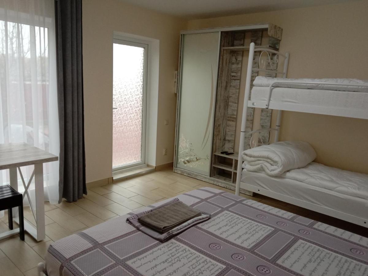 Однокімнатна 105 Apartment Khmelʼnytsʼkyy Exterior foto