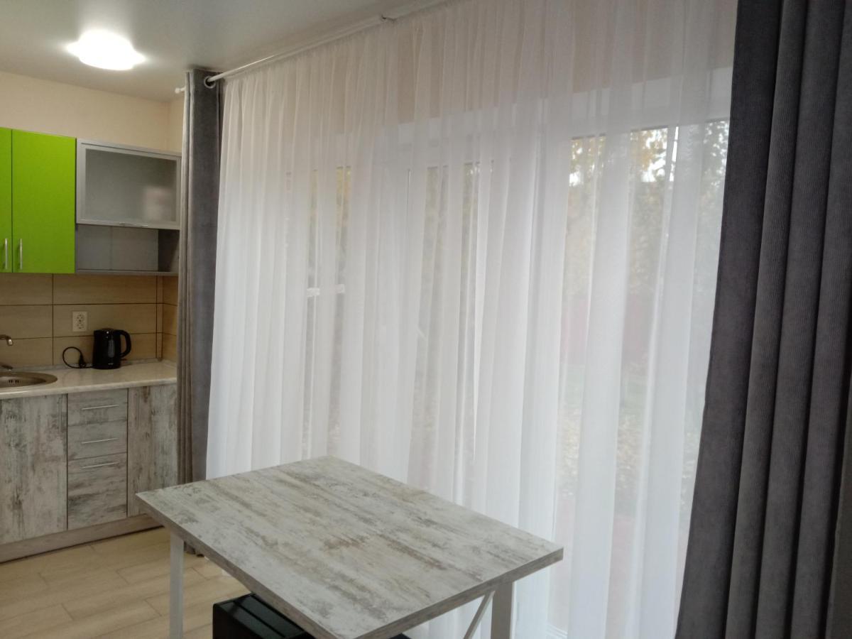 Однокімнатна 105 Apartment Khmelʼnytsʼkyy Exterior foto