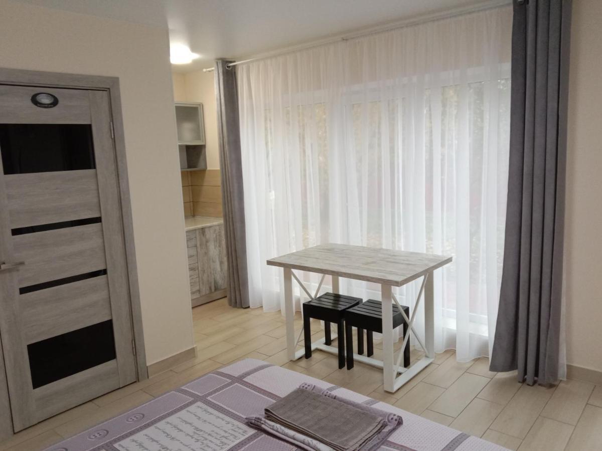 Однокімнатна 105 Apartment Khmelʼnytsʼkyy Exterior foto